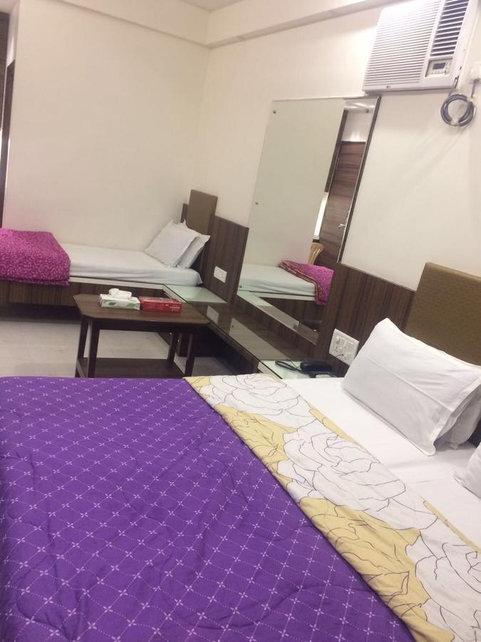 Hotel Antique - Colaba Мумбаи Экстерьер фото
