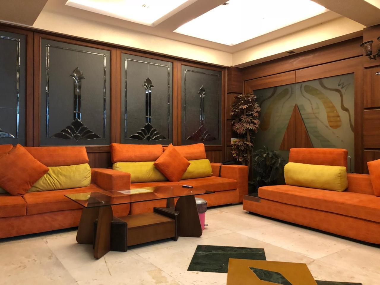 Hotel Antique - Colaba Мумбаи Экстерьер фото